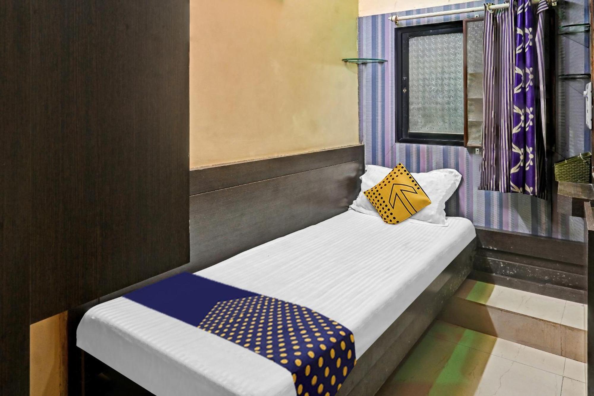 Hotel O Sai Leela Residency Chalisgaon Eksteriør bilde